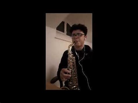 'Giant Steps' sax soloing - YouTube