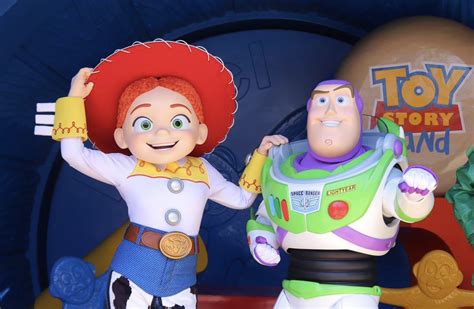 Buzz Lightyear and Jessie Receive New Character Look