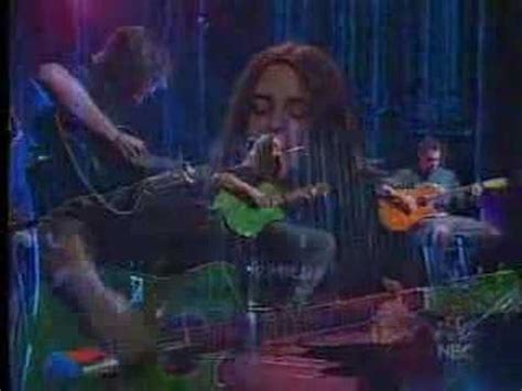 Seether - Broken (Live) - YouTube