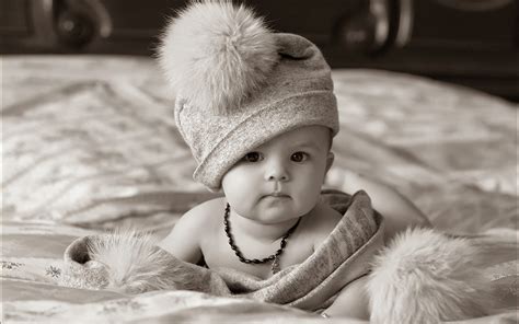 Cute and Lovely Baby Pictures Free Download - Duul Wallpaper