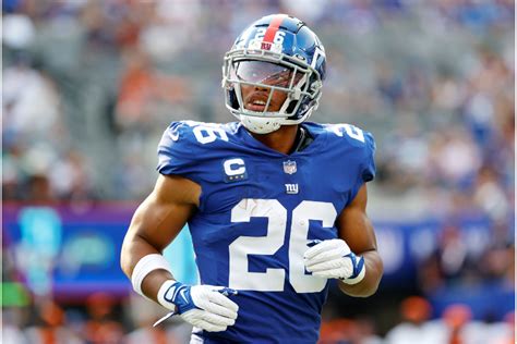 Saquon Barkley Quads: The Giants RB's Strong and Iconic Legs