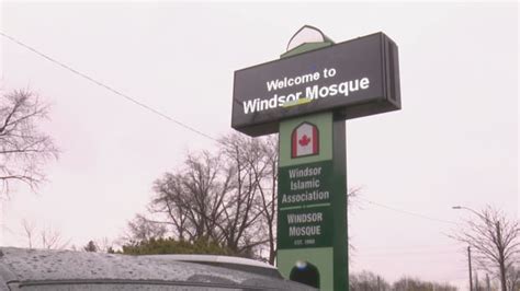 Windsor Mosque temporarily closes after COVID-19 case | CBC News