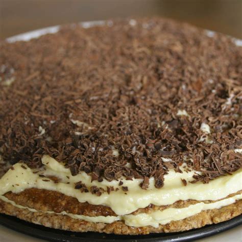 Chocolate layer ice cream cake