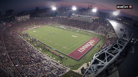 Nippert Stadium Blackout Timelapse, September 6 2012 - YouTube