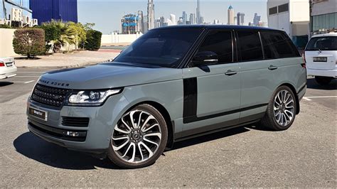 Range Rover Vogue - Grey Gloss wrap | WrapStyle