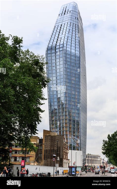 One Blackfriars, skyscraper office and apartment block seen from ...