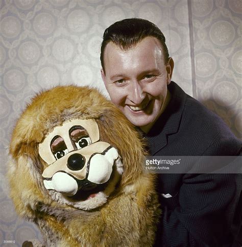 TV ventriloquist Terry Hall with his animal puppet Lenny the Lion. Description from gettyimages ...