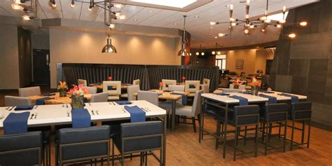 Restaurants Near Holiday Inn Dayton/Fairborn I-675