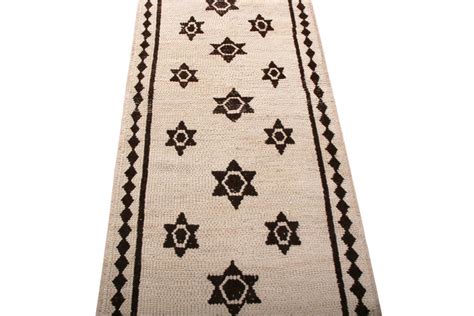 Hand-Knotted Vintage Runner - Beige-Brown Rug with Geometric Pattern