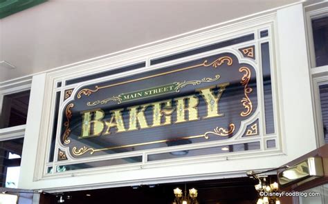 Main Street Bakery | the disney food blog