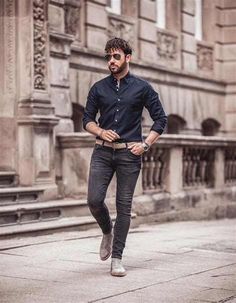 Linen Shirt, Denim And Boots – Summer Smart Casual Outfit - Your Average Guy