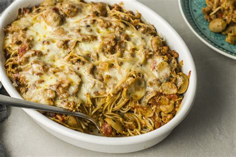 Spaghetti Casserole With Ground Beef and Cheese Recipe