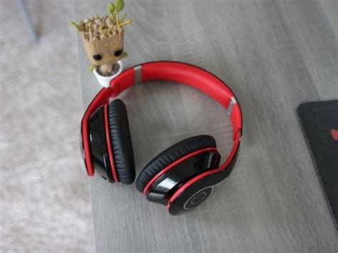 Mpow 059 Bluetooth Headphones review: Serviceable but outclassed ...