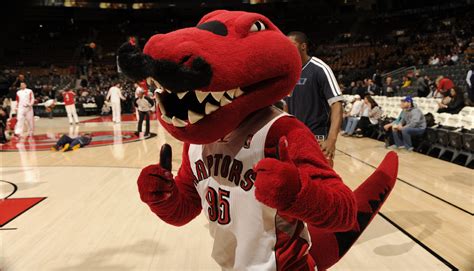 Toronto Raptors announce The Raptor mascot sidelined for the season - Yahoo Sports