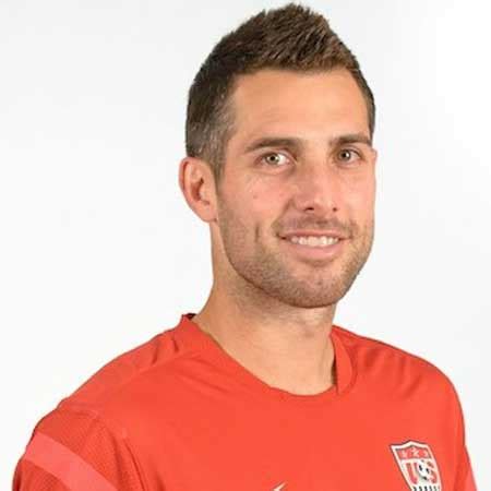 Carlos Bocanegra Bio - salary,net worth,affair,married,wife,girlfriend