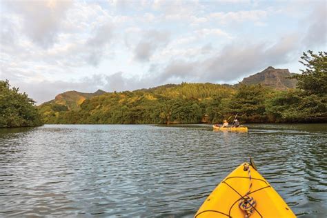 Exploring the Wailua River on Kauaʻi is Full of Surprises - Hawaii Magazine