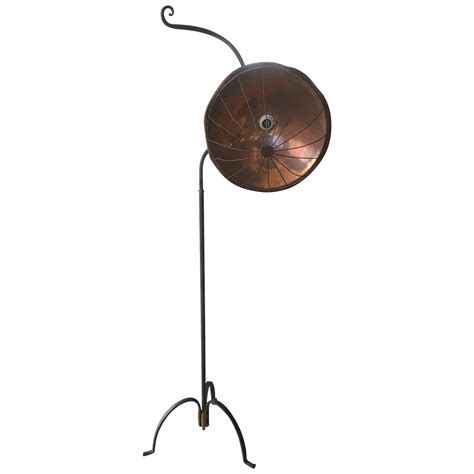 VINTAGE Industrial Metal Floor Lamp | Metal floor lamps, Lamp, Vintage industrial