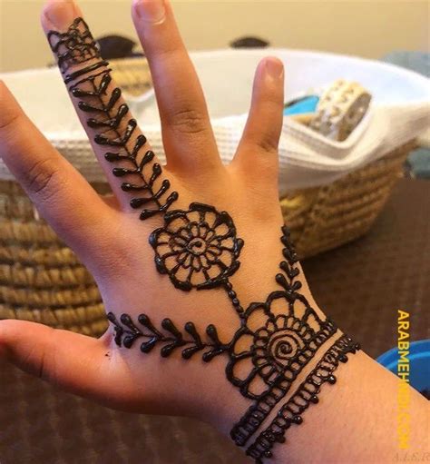 50 Kids Mehndi Design (Henna Design) - August 2019 | Mehndi designs for ...