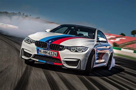 2015 BMW M4 in spectacular drifting fashion – PerformanceDrive