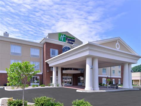 New Martinsville, WV Hotels | Holiday Inn Express & Suites New Martinsville