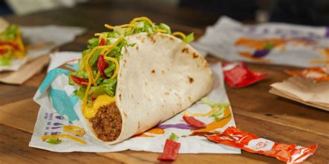 Taco Bell Is Bringing Back Its $1 Loaded Nacho Tacos