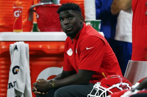 Super Bowl 2020: Tyreek Hill's controversial past is fans' dilemma