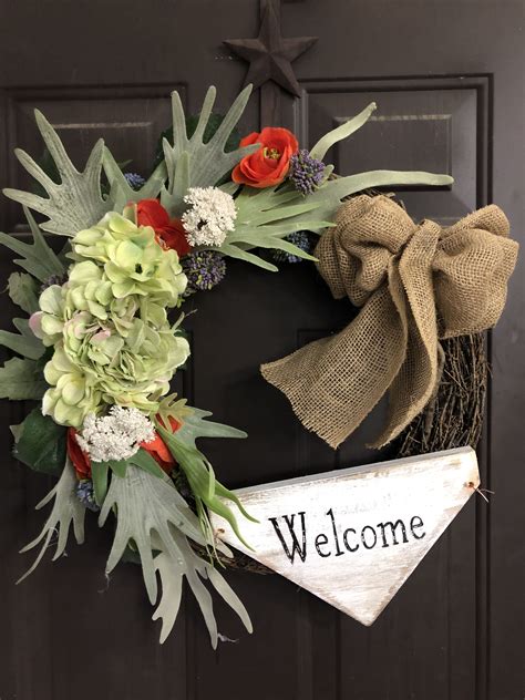 Welcome wreath | Welcome wreath, Christmas wreaths, Holiday decor