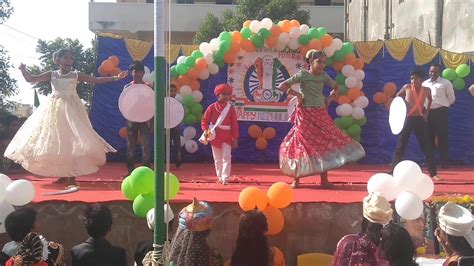 Sahasrad mekala dance saira song at srichaitanya techno school ...