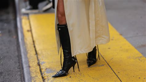 Shoe Trends 2023: Heeled Boots, Soccer Shoes & 5 Other Styles Kickin ...