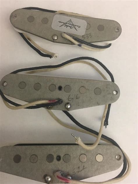 Need help identifying these strat pickups | Fender Stratocaster Guitar ...