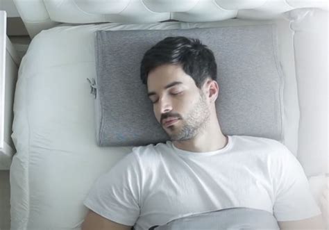 CES 2022: Motion Pillow 3 Self-Adjust To Help You Stop Snoring