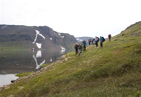 Hiking tours in Iceland | Book guided hiking tours in Iceland