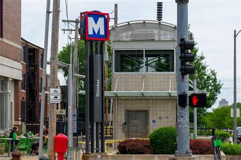 The St. Louis Metro: Two States, One City, Thousands of Strangers - Student Life