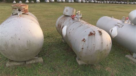 2 killed in propane tank explosion in Cleveland County