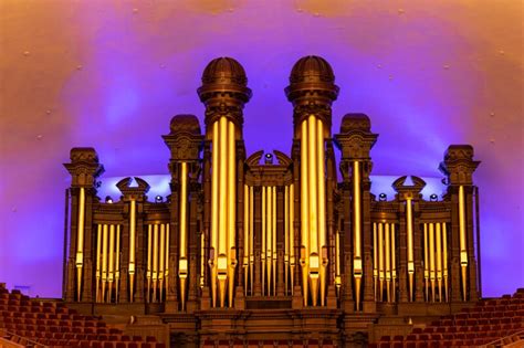 How is an organ like a sports car? Tabernacle Choir organist answers ...