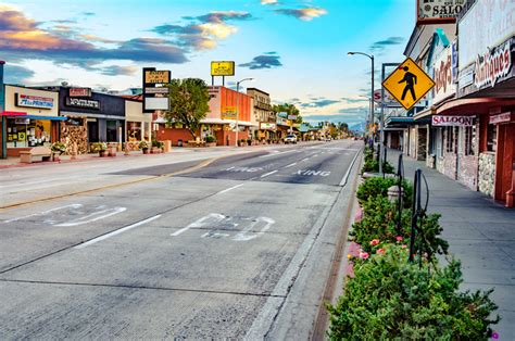 Outdoor Advertising in Lancaster, California | BillboardsIn.com