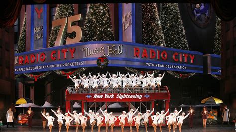 Christmas Spectacular Starring the Radio City Rockettes Discount Tickets - Broadway | Save up to ...