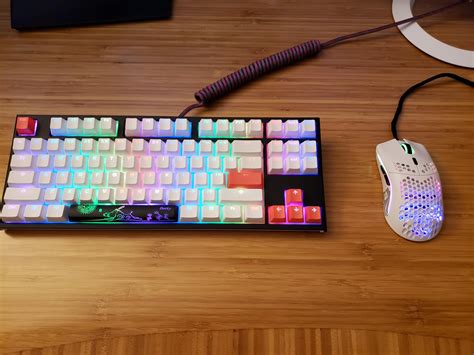 Ducky One 2 RGB TKL w/ Model O : MechanicalKeyboards