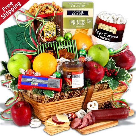 Christmas Fruit Basket | Christmas fruit, Fruit gifts, Christmas gift ...