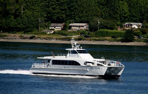 Cross-Sound Passenger Ferry Service to Return - The Urbanist