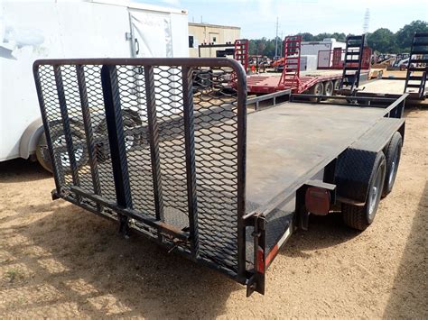 UTILITY TRAILER, - T/A, 16' LENGTH, DOVETAIL, FOLD DOWN RAMPS - J.M. Wood Auction Company, Inc.