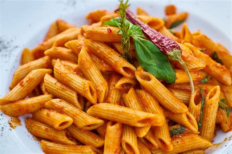 Banco de imagens : Macarrão Penne, prato, cozinha, comida italiana ...