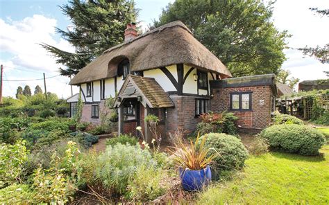 Thatched Cottage - Everything You Need to Know - Village & Cottage