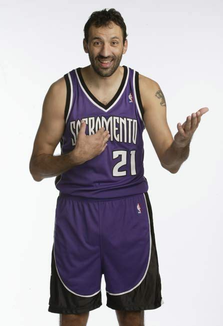 Vlade Divac, Sacramento Kings. Vlade has always been a goof ball! | Nba ...