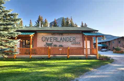 Overlander Mountain Lodge (Jasper East, Alberta) - Resort Reviews ...