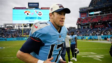 Ryan Tannehill talks future with Titans, gives update on injury