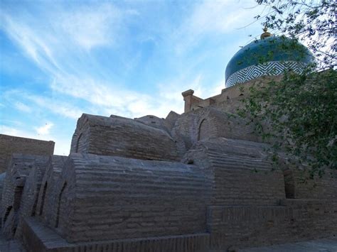 Premium Photo | The ancient city of khiva in uzbekistan