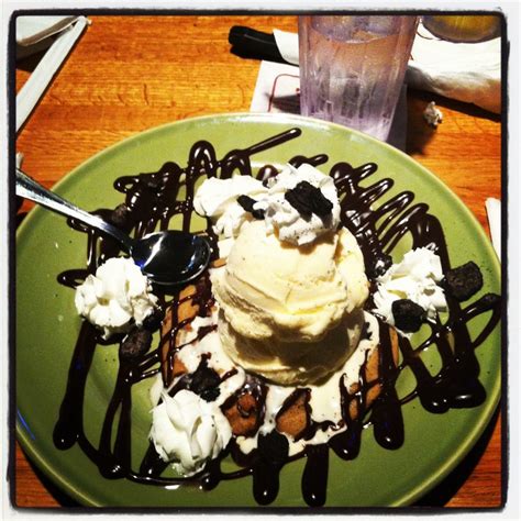 Applebee's dessert | Applebees dessert, Desserts, Delicious