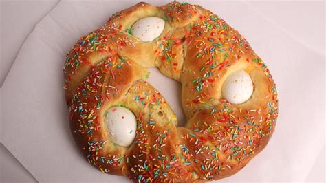 Italian Easter Sweet Bread Recipe - Laura Vitale - Laura in the Kitchen Episode 357 - YouTube