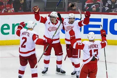 Red Wings: A Look at the Detroit Defensemen | Inside The Rink